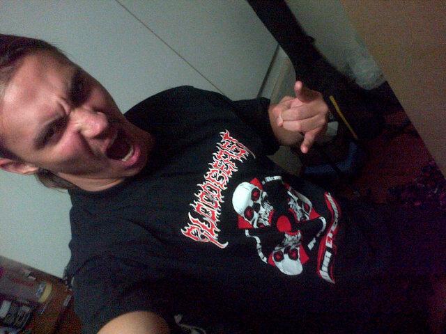 Metal Head, Sound Engineer Student, Bassist/Vocalist of @Envy_Metal1. Bass player for Miss @bev_jayne