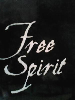 ashlyn_mueller's profile picture. umm hey if u are a youtuber plz add me u do not have to but I would appreciate it : )