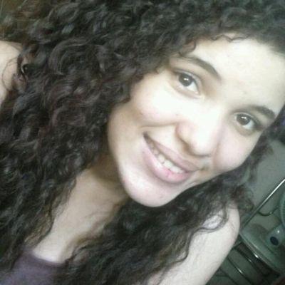• Apenas uma pequena menina com grandes sonhos ..