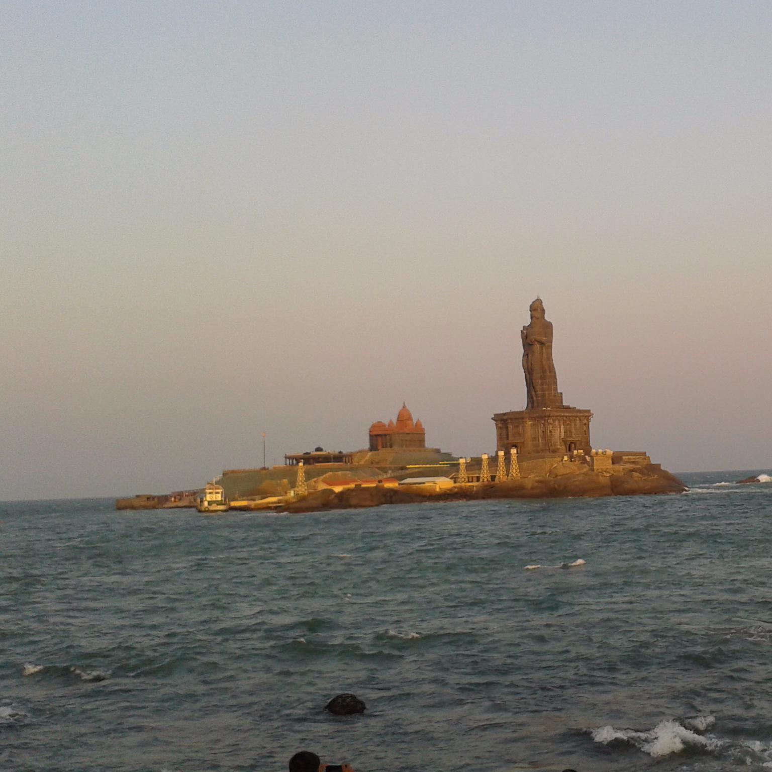 chrishbenny's profile picture. 