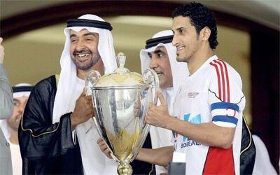 ‏‏‏لاعب منتخب الامارات ونادي الجزيره سابقا 
https://t.co/NZIWZn9HTI‎