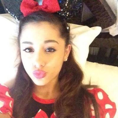 Follow @Agb_Is_Love and @arianacondaa ❤️