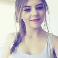 E.Sena  (@maybealonee) Twitter profile photo