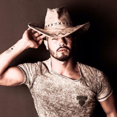 sanverdiiii's profile picture. 