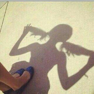 ‏‏‏آنآ مَ آرتججَي قربَ آحد، من بغـآنَي دربيء يدلـه'