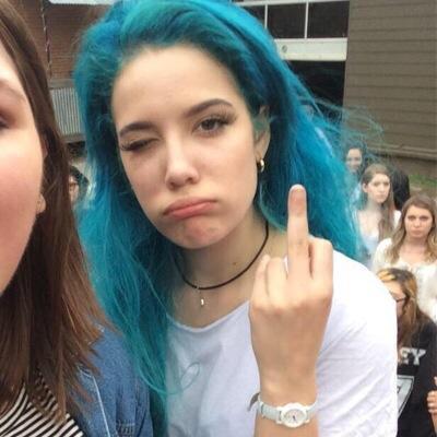 AFrangipaneMR's profile picture. wow wtf luke is so fucking great istg :-)