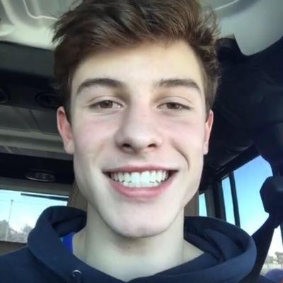 just a reminder that shawn follows you and loves you☺️ ❤️|| @mendsftmatt ||❤️