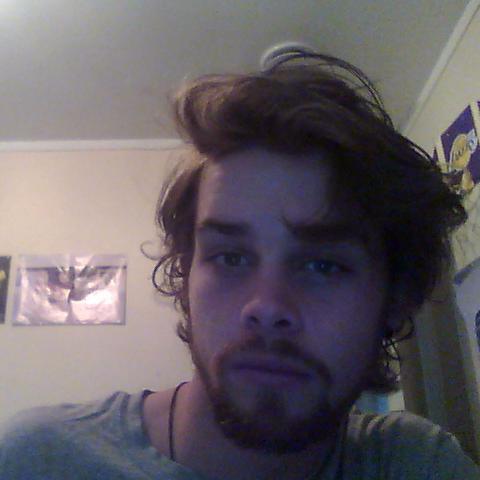 DamG420's profile picture. 