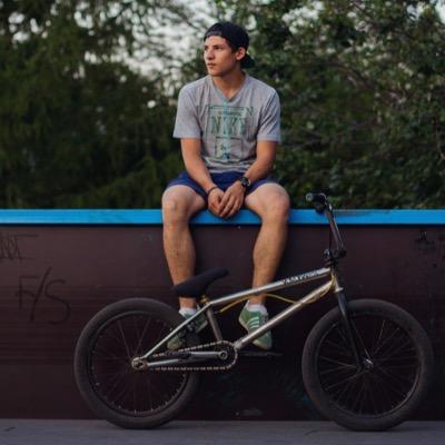 My life is bmx  
I do have a photo / video shooting. I'm 2⃣0⃣ years old and I live in Moscow follow me