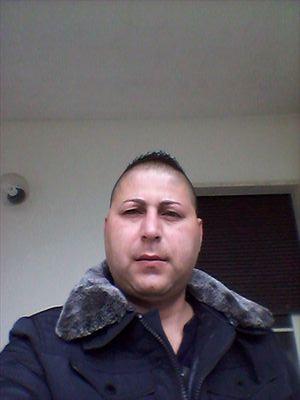 andreacal55's profile picture. 