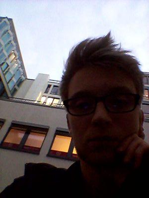 zwantzig's profile picture. bewegt das Land.