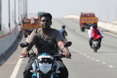 srinivasan0096's profile picture. 