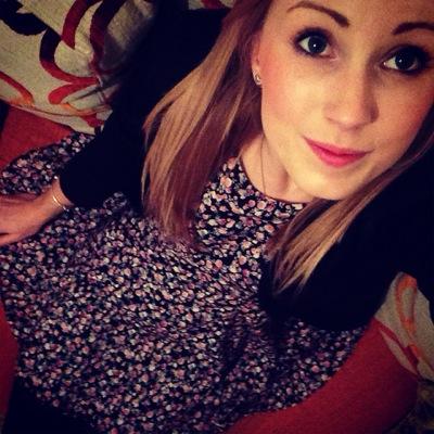 NicoleBagshaw's profile picture. 20 | manager | snapchat: nicolebagshaw94