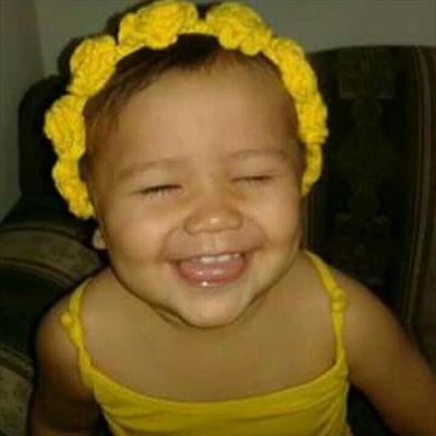 ElsaMono's profile picture. feliz