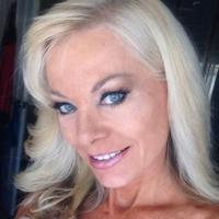 Linda Standley - @LindaStandley2 Twitter Profile Photo