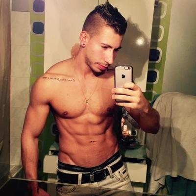 chrometony5's profile picture. Sportif et gentlemen triplé d'un homme d'affaire! célibataire