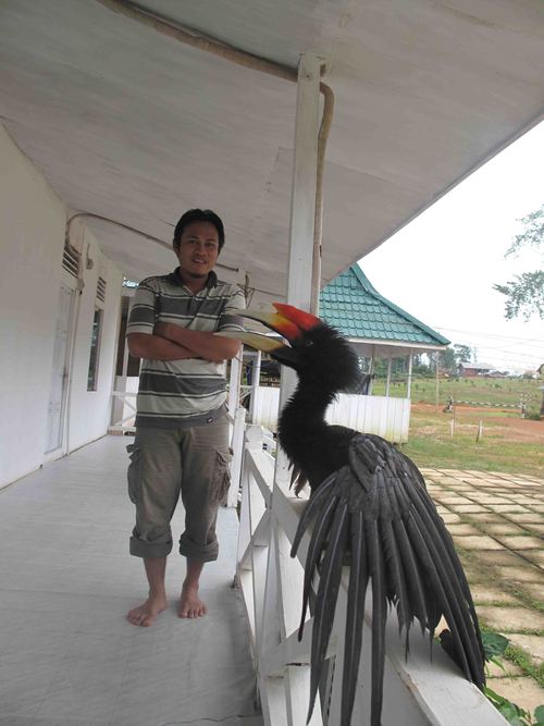 bersuara untuk rakyat yang berdaulat dan sejahtera, bukan juga anti penguasa
