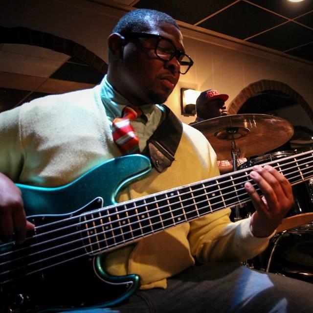 mylescollier's profile picture. 