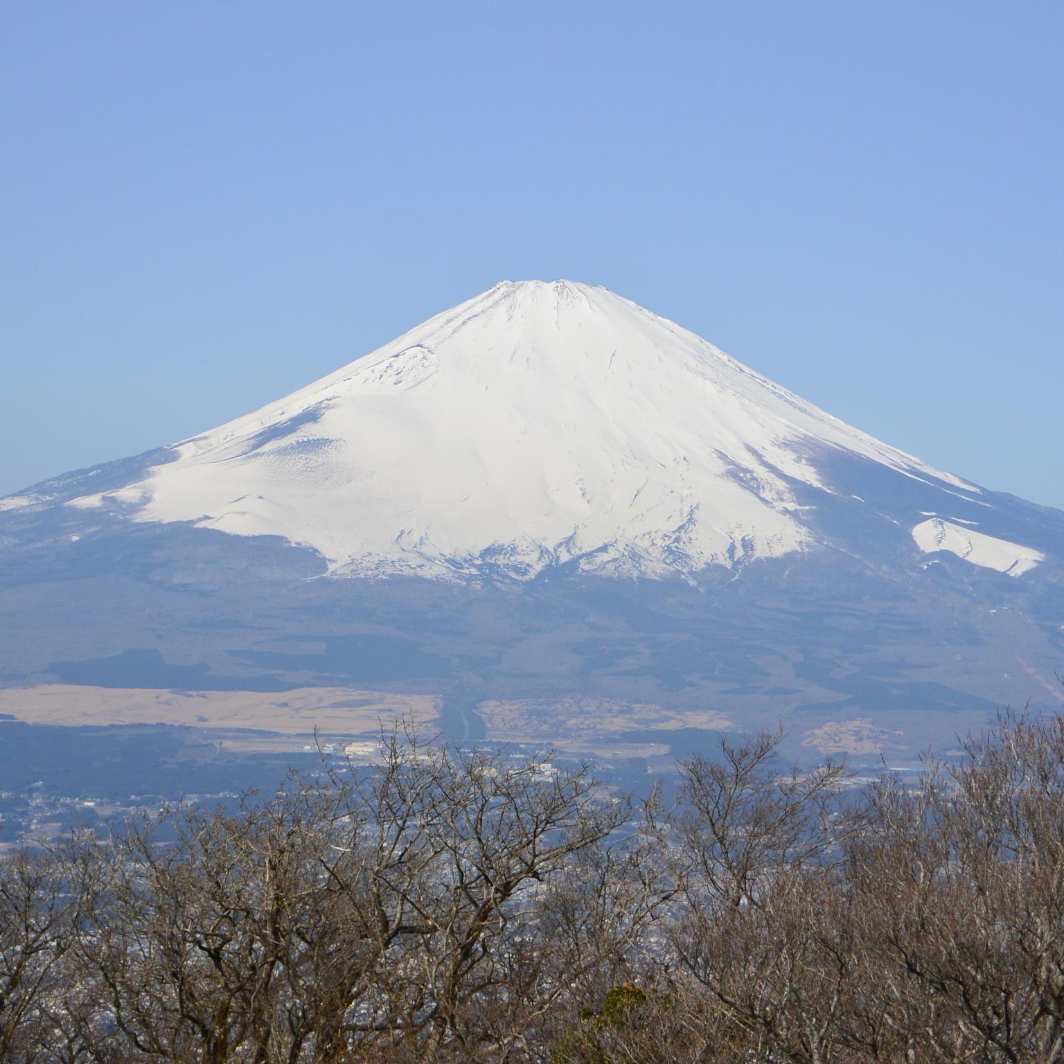 ライノ&バードとか銀座グラビティとかにいるひと。外岩は御岳とか城ヶ崎とか湯河原とか笠間とか。