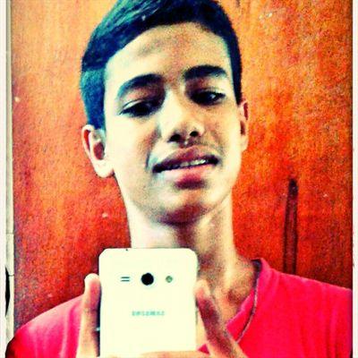 ef1a9af3c12c468's profile picture. Eu não ligo para os fofoqueiros, eles só fortalecem a minha popularidade