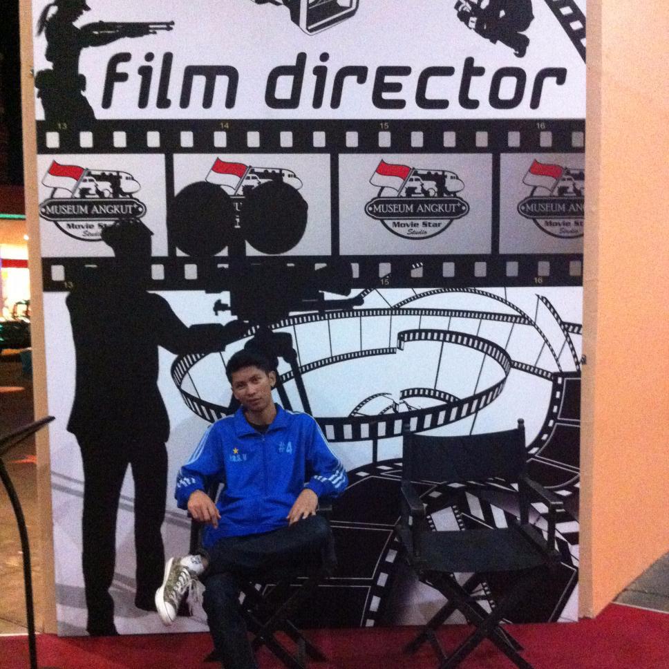 RizkyRmdhn19's profile picture. Futsal & FPS Game Is My Hobby |