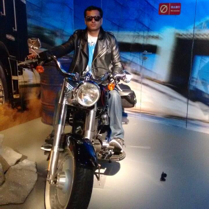 mkumar9009's profile picture. 