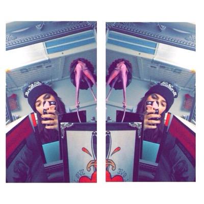 NeveerSayyNever's profile picture. 