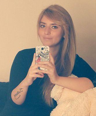 MelArslan's profile picture. Günlerden salıyım ben annemin balıyım