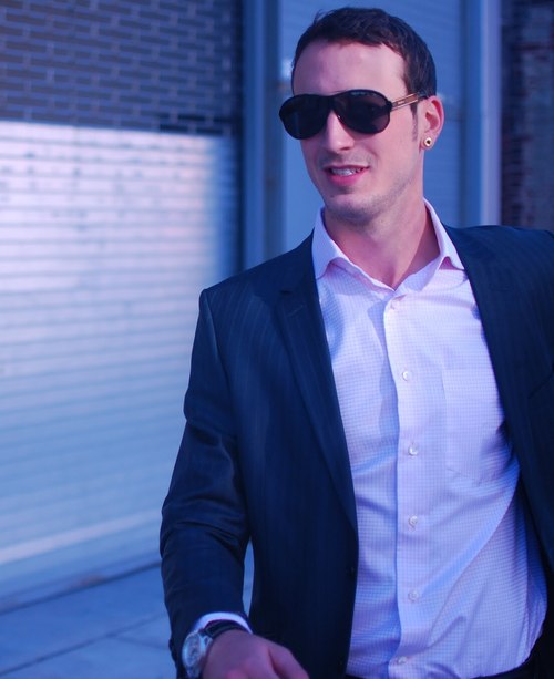 Zachary_Asher's profile picture. The finest cottons, mother of pearl buttons, and perfect fit. Amazing shirts!