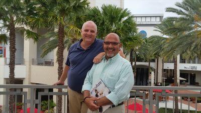 tomhantzarides's profile picture. 