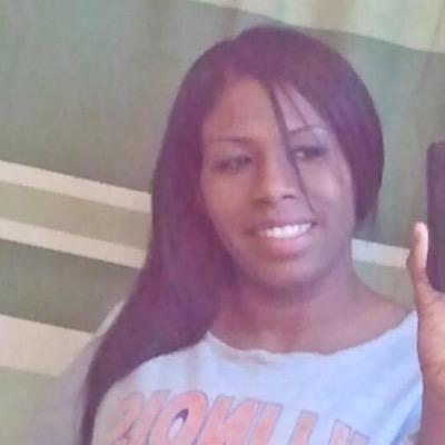 Bernade70500316's profile picture. 