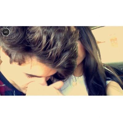 remisavage_'s profile picture. baby boy,you make me feel safe as if everything is okay again ✊