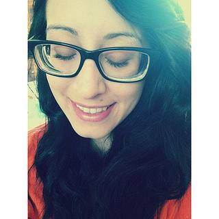 popifranch921's profile picture. Te dejare de amar cuando un pintor consiga dibujar el sonido de una lagrimf al caer.