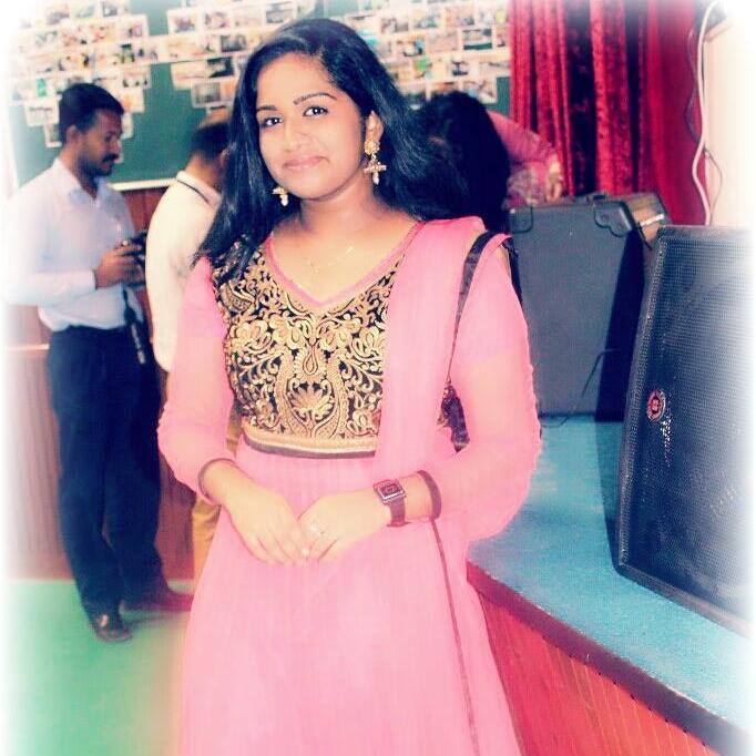 SethuParvathi_S's profile picture. Just livin ma lyf!!!  :P   ^_^