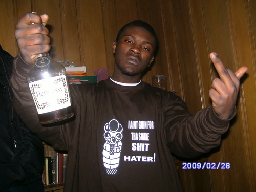 8Yung1Guaa6's profile picture. 