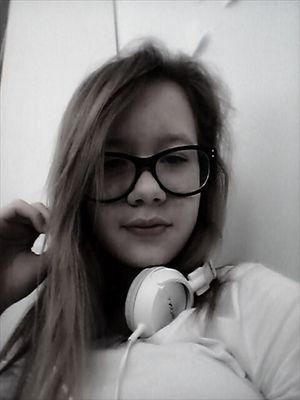 Alina4657219's profile picture. 