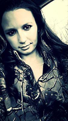 Grindingbiatch's profile picture. 