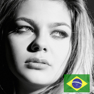 Sua primeira fonte de notícias sobre a cantora francesa Louane Emera no Brasil. Álbum Chambre 12 disponível em: http://t.co/1d7KGQL6tu