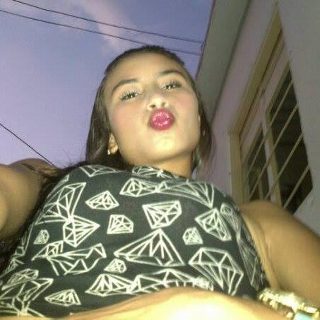 Kamilita (modelo bella)