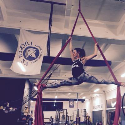 Charlie_MUA's profile picture. 