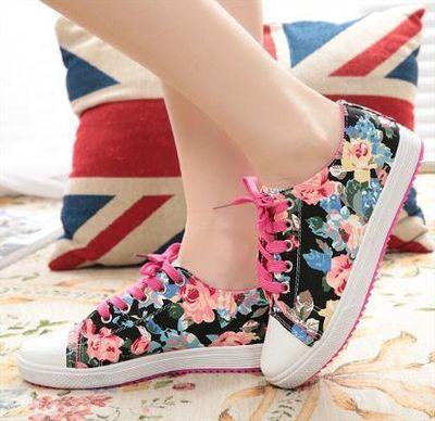 CatwalkP's profile picture. *pre order shoes 
*ready stock shoes