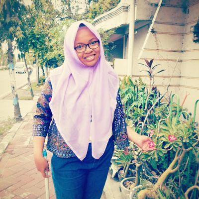 Esthy Dwi A. | Eni | Female | 26,07,1999 | Lamongan,East Java indonesia | 15 years old | SHS 3 LMG | Semua indah pada waktunya ku tetap menunggu ( ◦˘ з(◦'ںˉ◦)