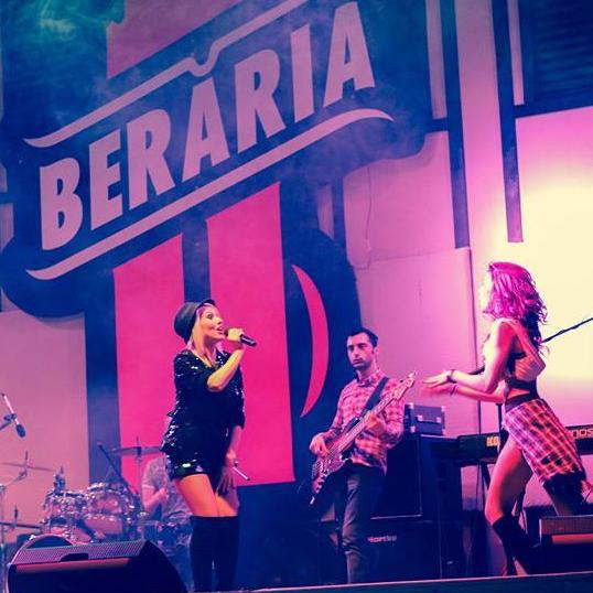 AmnaOfficial's profile picture. Cristina Andreea Musat, sub numele de scena AMNA, este o prezenta cu adevarat noncomformista in show-biz-ul autohton. http://t.co/gijFrEHP4G 0726658556