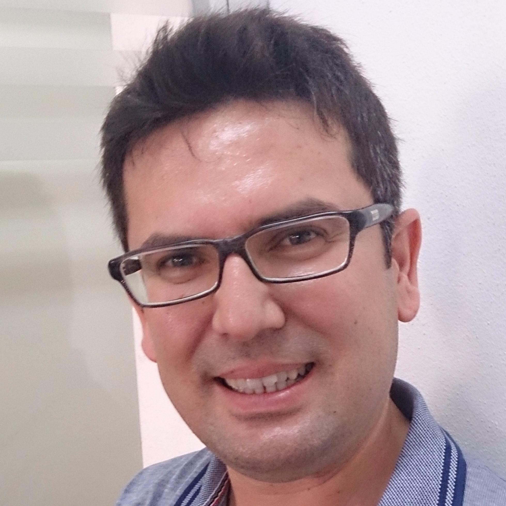 Kendi dalgasında takılan yatırımcı.
Hoca ya da Üstâd değil.
Nudus egreditur, et nudus regreditur
HİÇ BİR TELEGRAM GRUBU/SAYFASI YOKTUR. OLANLAR SAHTEDİR.