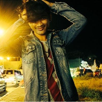 andy_bred's profile picture. Jika hanya saya yang follow anda anggap saja itu sedekah followers