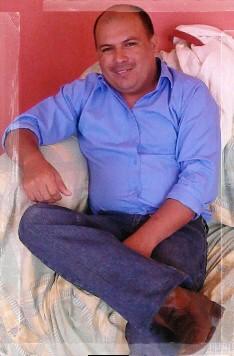 JDavid_Carranza's profile picture. enamórate de alguien que: te ame, que te espere, que te comprenda aún en la locura; de alguien que te ayude, que te guíe,que sea tu apoyo, tu esperanza, tu todo