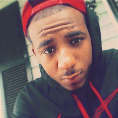 YunnG_NinO's profile picture. Young & Livin From The Swamp N e w W a r l e a n s                Rapper/Song Writer