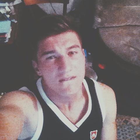 tonyklyde's profile picture. Всю информацию обо мне читать Вконтакте