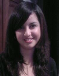 Tu sonrisa se expande en tu cara crmo una mariposa lo hace en el viwnto.