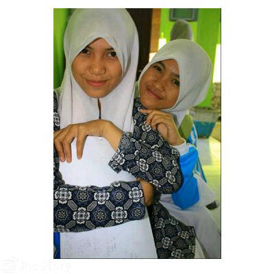 Wahdaniah_Wadha's profile picture. Bahasa Inggris/Business English                        Universitas Negeri Makassar